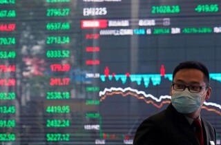 Bloomberg: 'Với các nước châu Á, tỷ giá là rủi ro lớn hơn lãi suất'