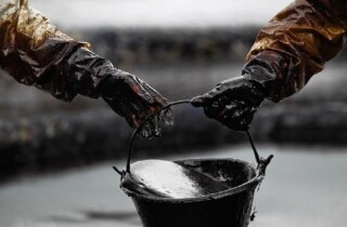 Giá dầu thô sẽ giữ ở mức dưới 100 USD/thùng từ nay đến cuối năm?