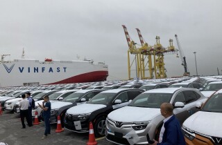 Reuters: VinFast muốn xuất khẩu 3.000 ô tô điện sang châu Âu trong quý IV năm nay