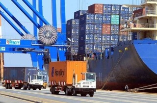 VDSC: Đà suy giảm trong nhập khẩu nguyên vật liệu báo hiệu sự kém sắc trong xuất khẩu