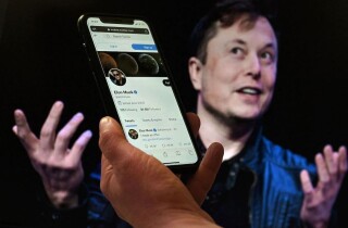 Liệu cuộc bầu cử giữa nhiệm kỳ tại Mỹ có xáo trộn sau khi Elon Musk thâu tóm Twitter?