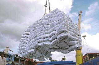 Xuất khẩu gạo 9 tháng tăng cả lượng và giá trị