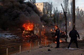 Nga tấn công thẳng vào thủ đô Ukraine sau vụ nổ trên cầu Crimea