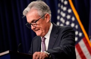 Financial Times: Thế giới đang bắt đầu ghét Fed