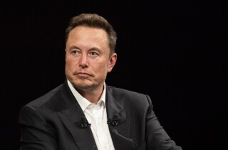 SEC điều tra hành vi gian lận chứng khoán đối với Elon Musk