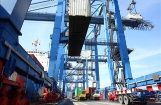 Xuất khẩu sang Trung Quốc giảm mạnh nhất trong tháng 9, xuất khẩu sang EU và ASEAN thu hẹp đà tăng