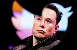 Elon Musk mất 10 tỷ USD chỉ một ngày sau khi đổi vai trò thành 'người đứng đầu Twitter'