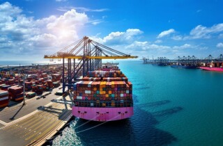 VDSC: Năm khó khăn nhất của doanh nghiệp xuất khẩu đã qua