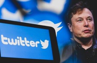 Một tháng hỗn loạn của Twitter dưới triều đại mới Elon Musk