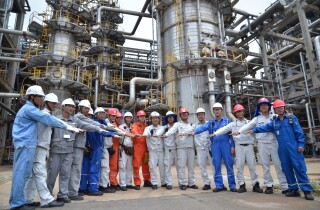 Lọc hóa dầu Bình Sơn thu về hơn 23.400 tỷ đồng sau hai tháng, chốt ngày bảo dưỡng Nhà máy Dung Quất