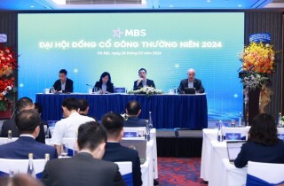 ĐHĐCĐ MBS: Chào bán hơn 138 triệu cp năm 2024, đang làm việc với ba đối tác chiến lược