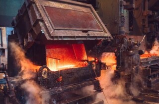 Nhiều rủi ro cản bước đà tăng của giá quặng sắt