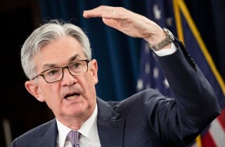 Phố Wall bắt đầu tính tới kịch bản Fed tăng lãi suất trở lại