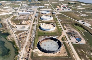 Mỹ mua 3 triệu thùng dầu thô để bổ sung vào kho dự trữ chiến lược