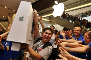 Phía sau các nhà cung ứng tại Việt Nam, Ấn Độ: Liệu Apple có thực sự 'rời Trung Quốc'?