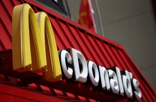 Một thập kỷ của McDonald's ở Việt Nam: Cửa hàng chỉ bằng 1/3 mục tiêu ban đầu, quy mô thấp nhất Đông Nam Á