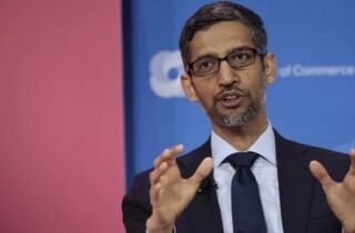 Nhân viên Google chỉ trích CEO vì nhận thù lao khủng khi công ty phải cắt giảm hàng nghìn nhân sự